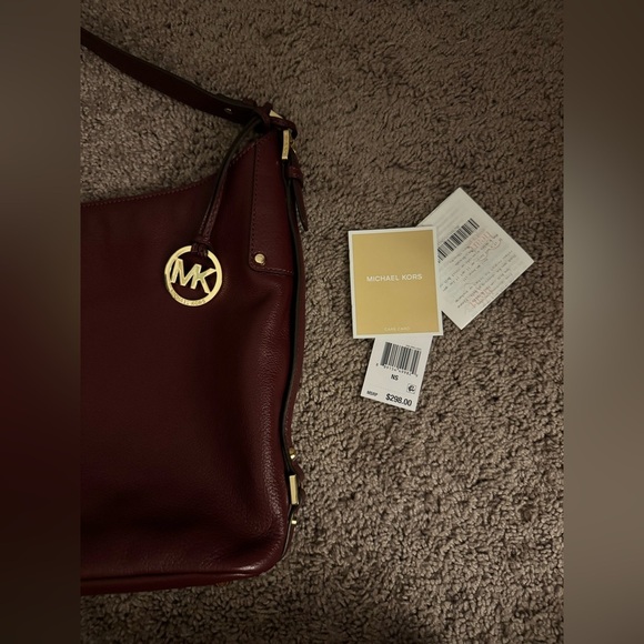 MICHAEL Michael Kors Belted Bedford Leather Hobo Shoulder Bag - Picture 8 of 8